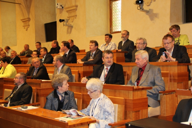 Dostavbu pátého bloku Jaderné elektrárny Dukovany budou řešit v poslanecké sněmovně