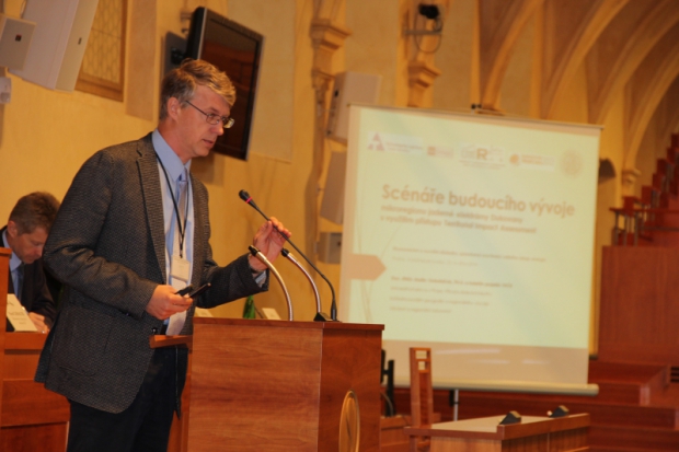 Scénáře budoucího vývoje mikroregionu jaderné elektrárny Dukovany – postup řešení