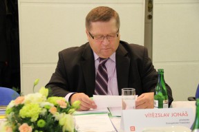 Poslanecký výbor přijel do elektrárny na pozvání Energetického Třebíčska