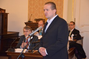 Poslanec Vít Kaňkovský při zahájení semináře