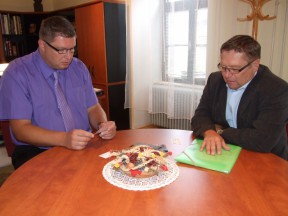 Vítězslav Jonáš se starostou Moravského Krumlova Mgr. Tomášem Třetinou.